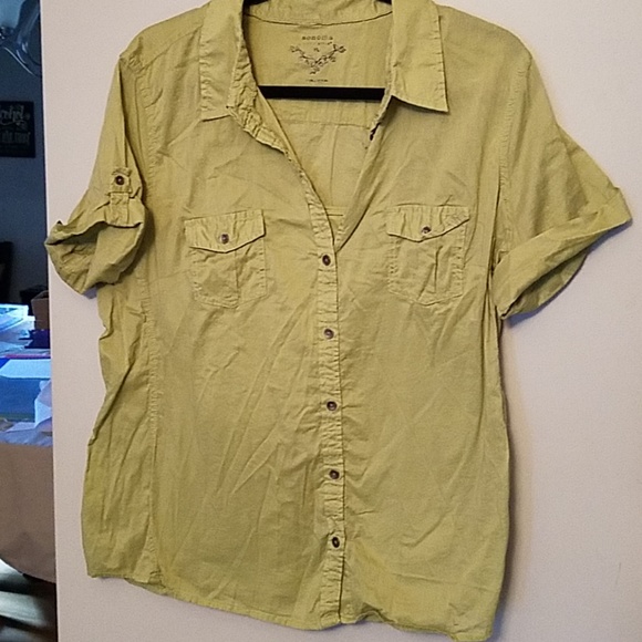 Sage Green button up shirt with matching tank top - Picture 1 of 3